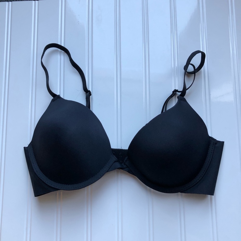NWOT Laura Ashley Black Push up bra